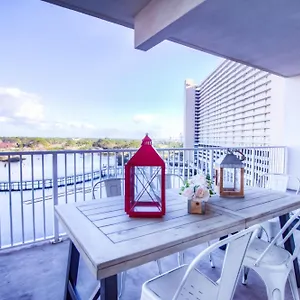 Brand New! Laketown Wharf 633! Amazing 3 Bd, Great Location, And Awesome Amenities! Holiday home